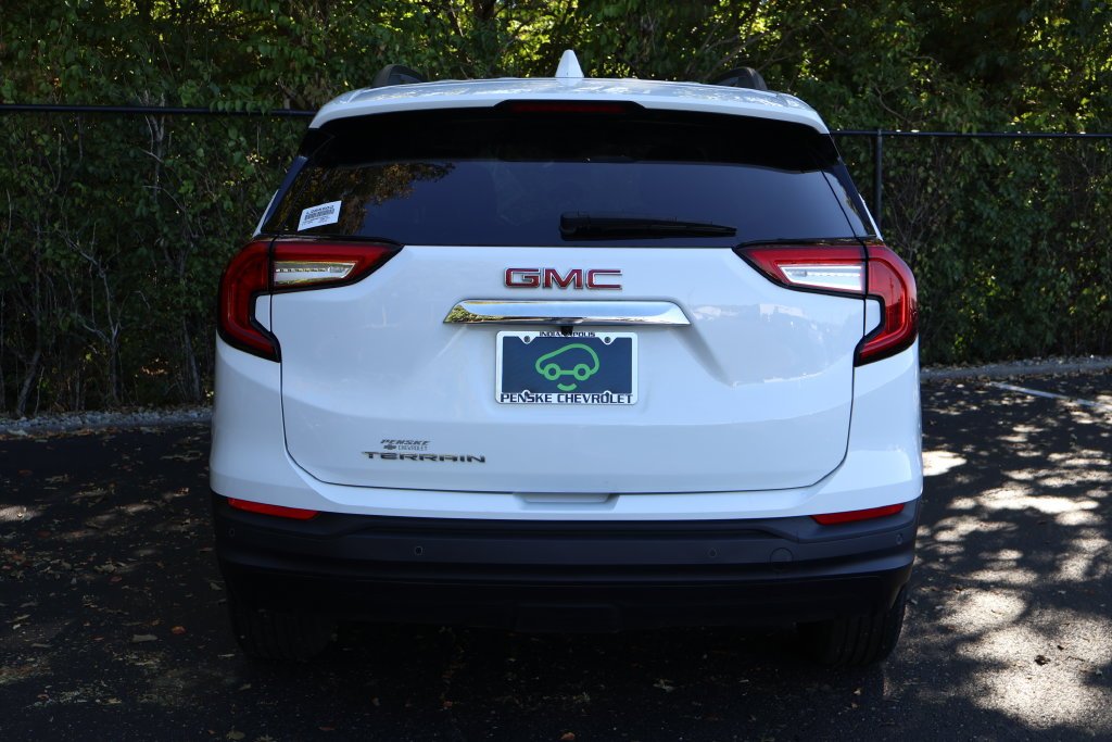 2023 GMC Terrain SLE - Photo 8