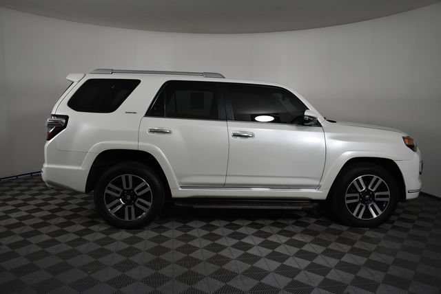 2016 Toyota 4Runner Limited - Photo 10