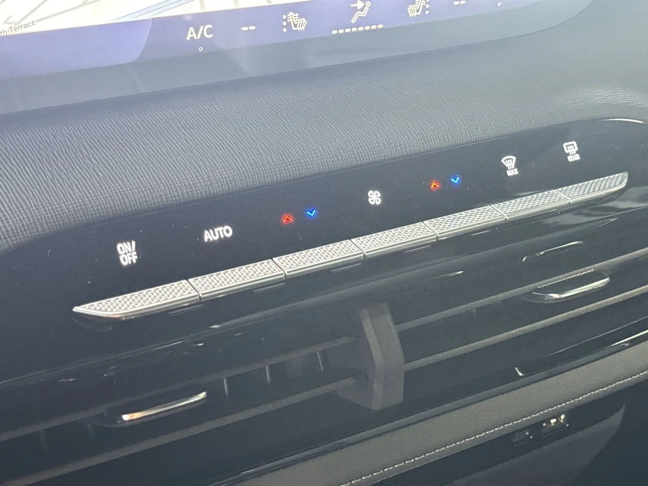 2026 Buick Enclave Preferred - Photo 20