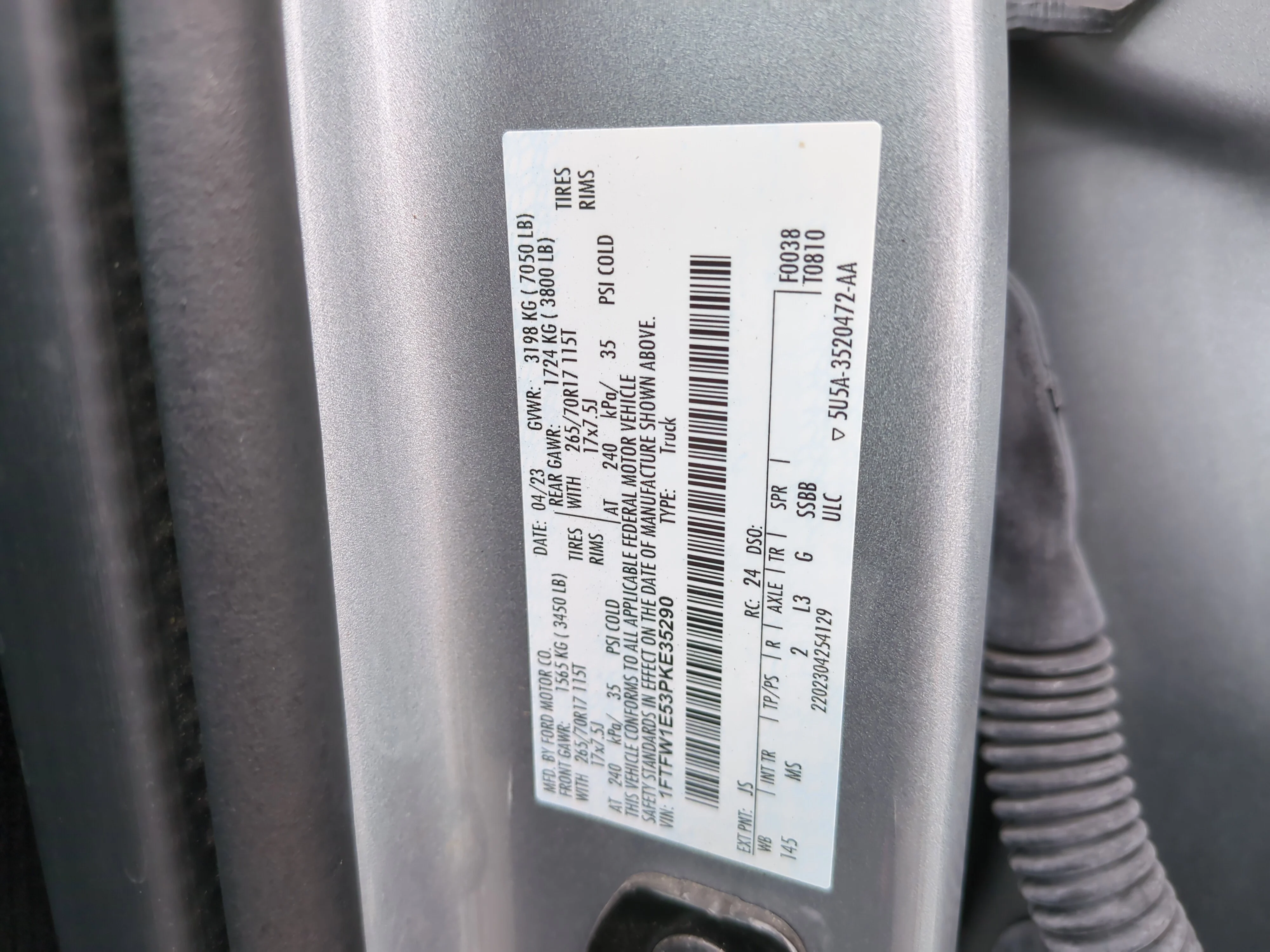 Certified Used 2023 Iconic Silver Metallic Ford XLT image 37