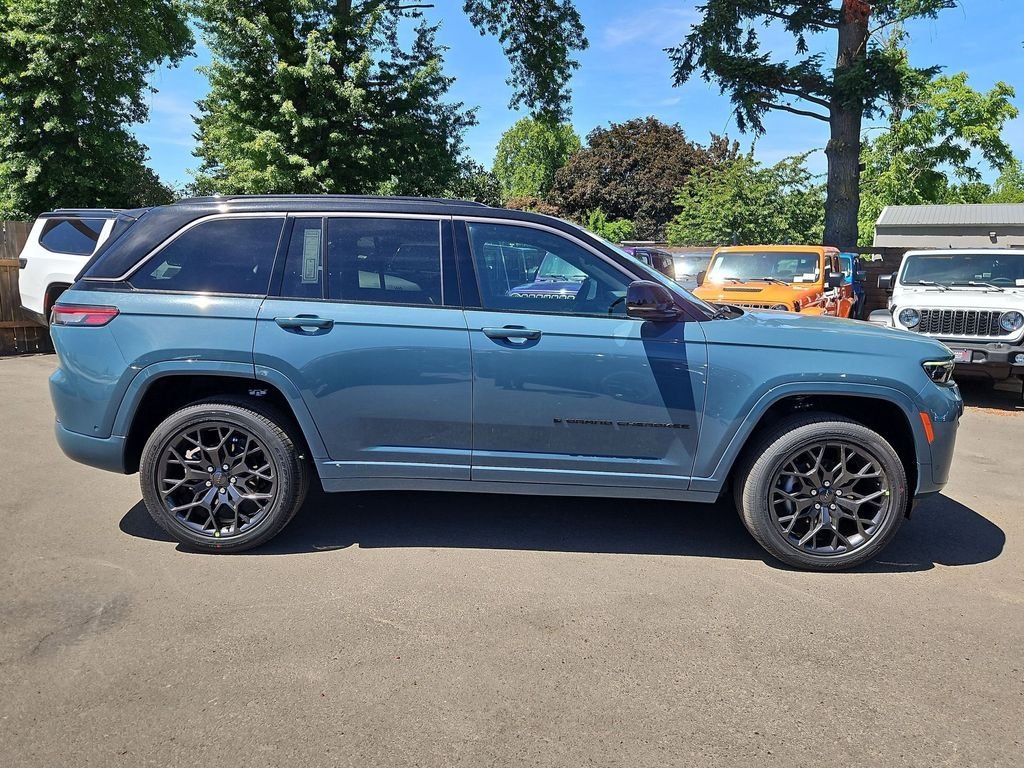 New 2026 Steel Blue Exterior Paint Jeep Summit image 8