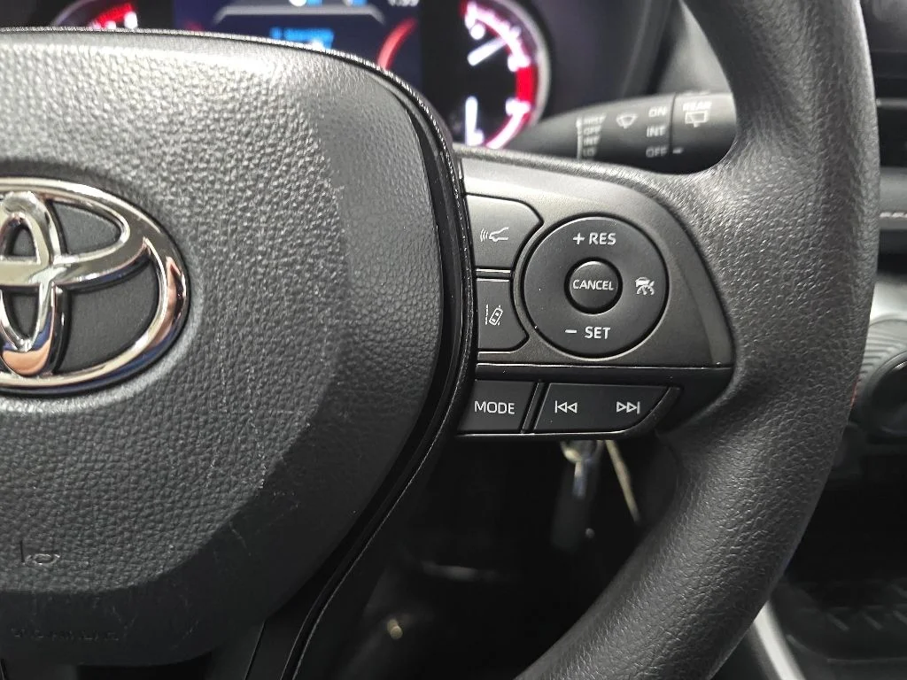 Used 2023 White Toyota LE image 20