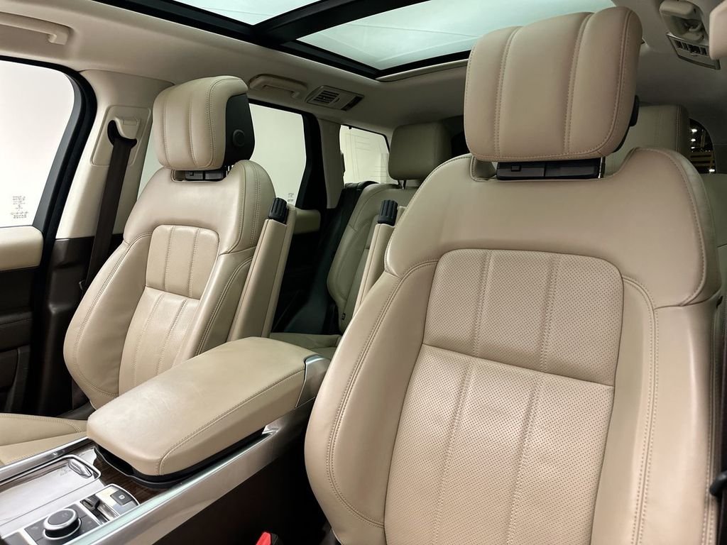 Used 2020 Eiger Gray Metallic Land Rover HSE image 22
