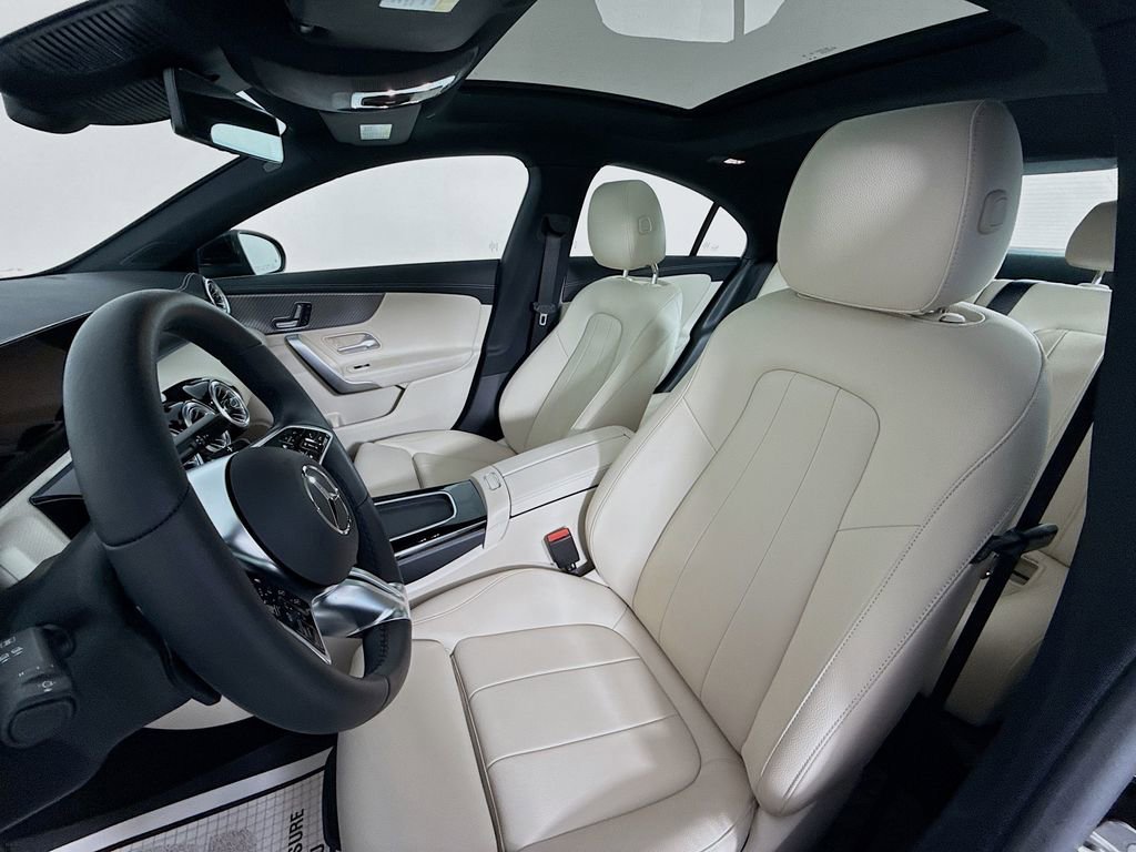 2025 Mercedes-Benz CLA CLA 250 - Photo 36