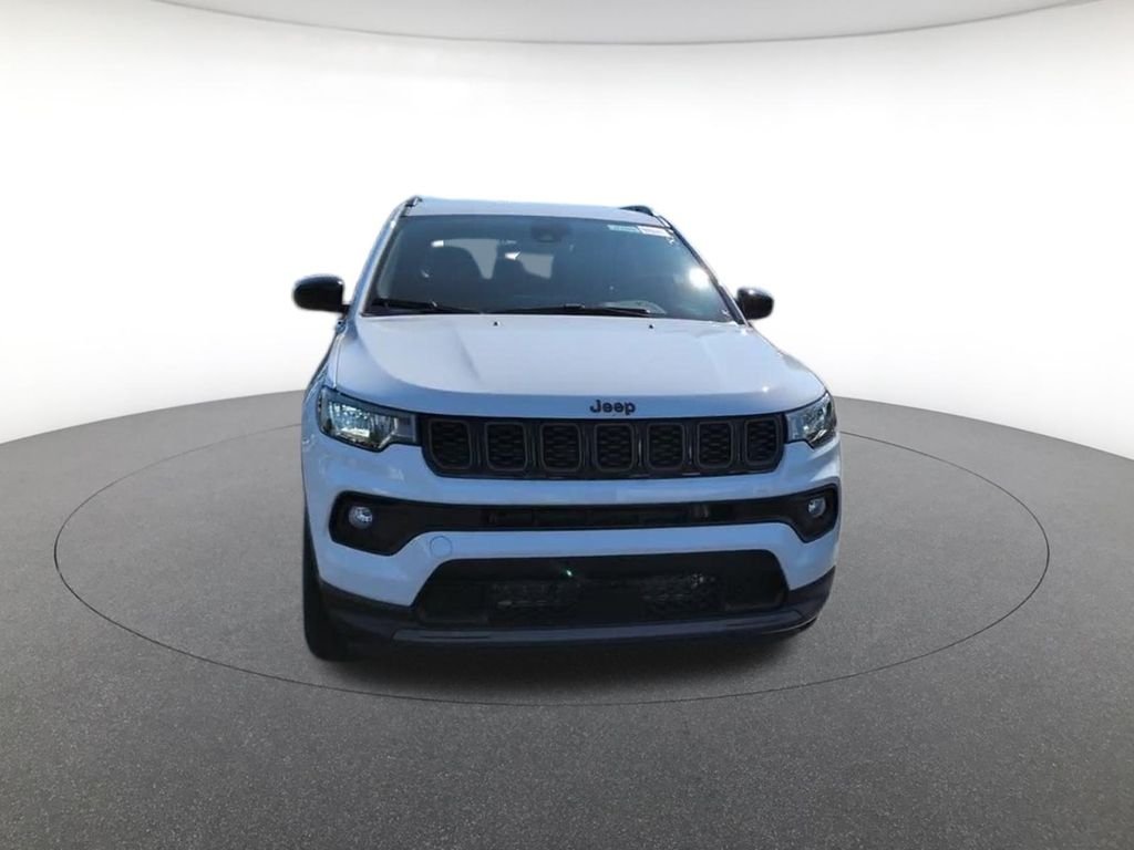New 2026 Bright White Clearcoat Jeep Latitude image 3
