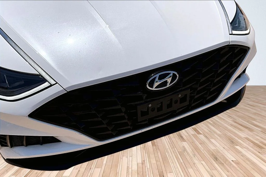 Used 2022 Gray Hyundai SEL image 25