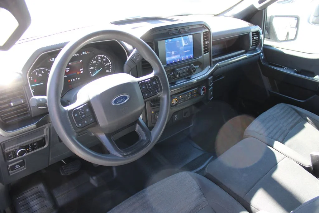 Used 2023 Oxford White Ford XL image 2