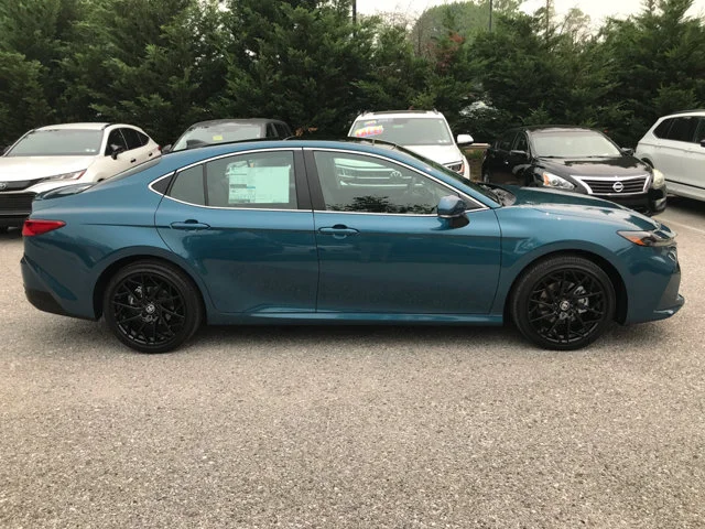 New 2026 Ocean Gem Toyota XLE image 9