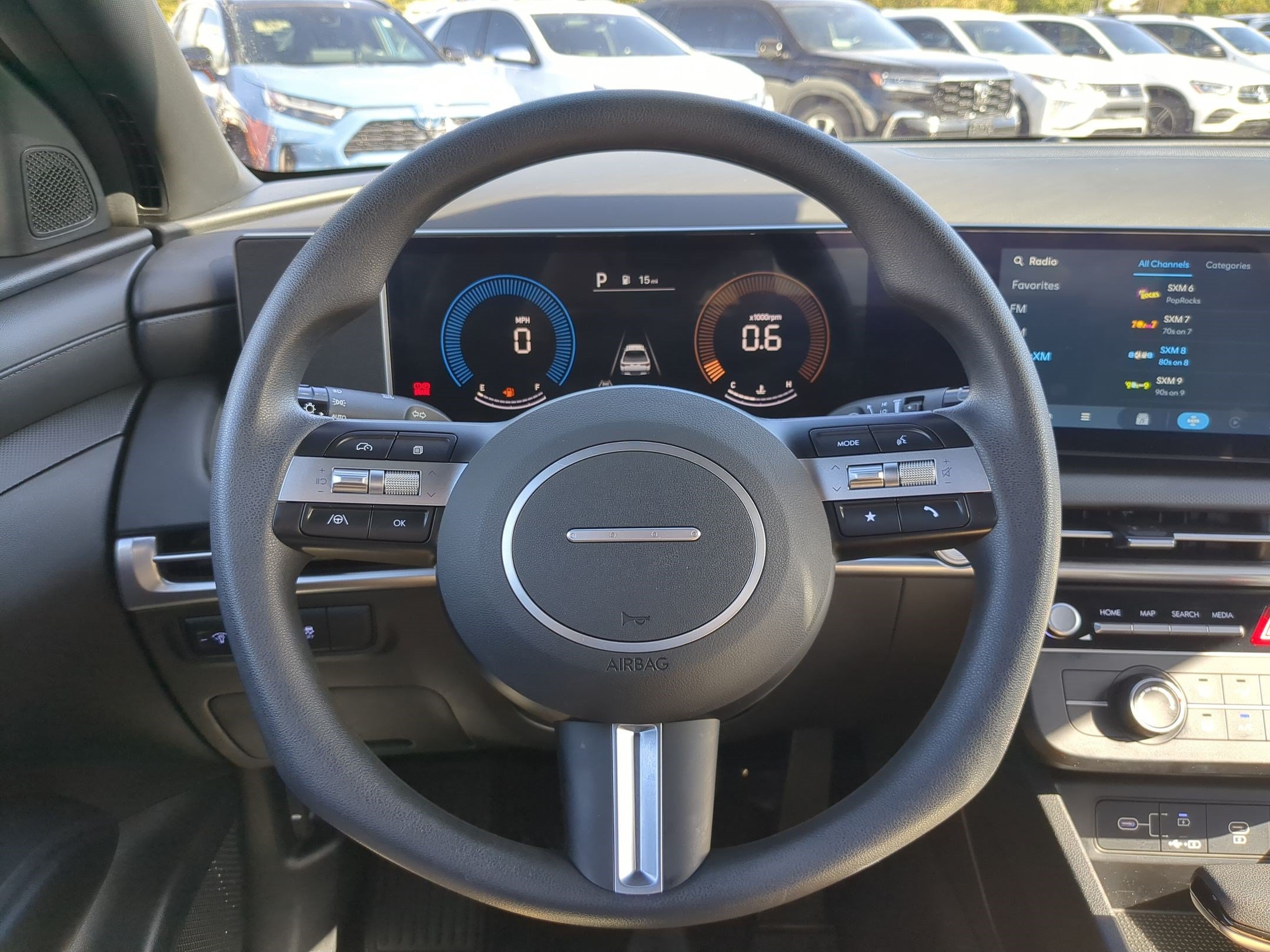 2025 Hyundai Santa Cruz SE - Photo 16