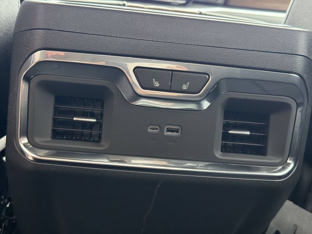 2026 Chevrolet Silverado 1500 High Country - Photo 20
