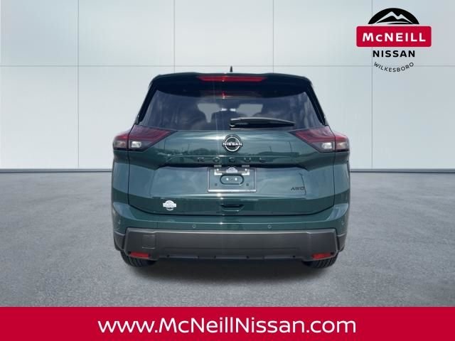 New 2026 Obsidian Green Pearl Nissan Dark Armor™ image 7