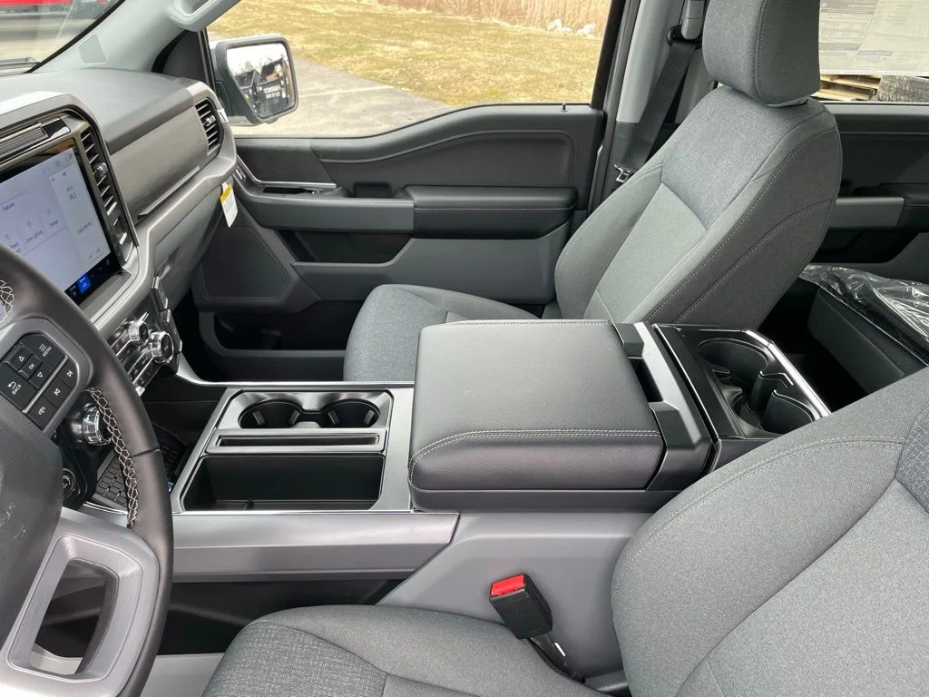 2025 Ford F-150 XLT - Photo 54