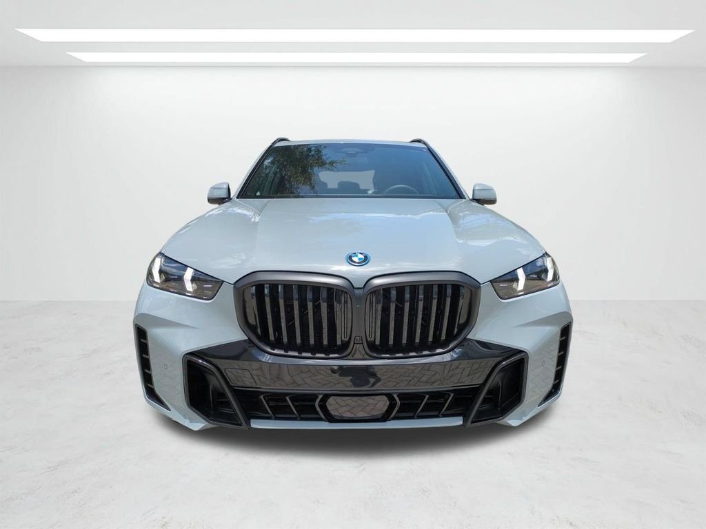 New 2026 Brooklyn Grey Metallic BMW xDrive50e image 9