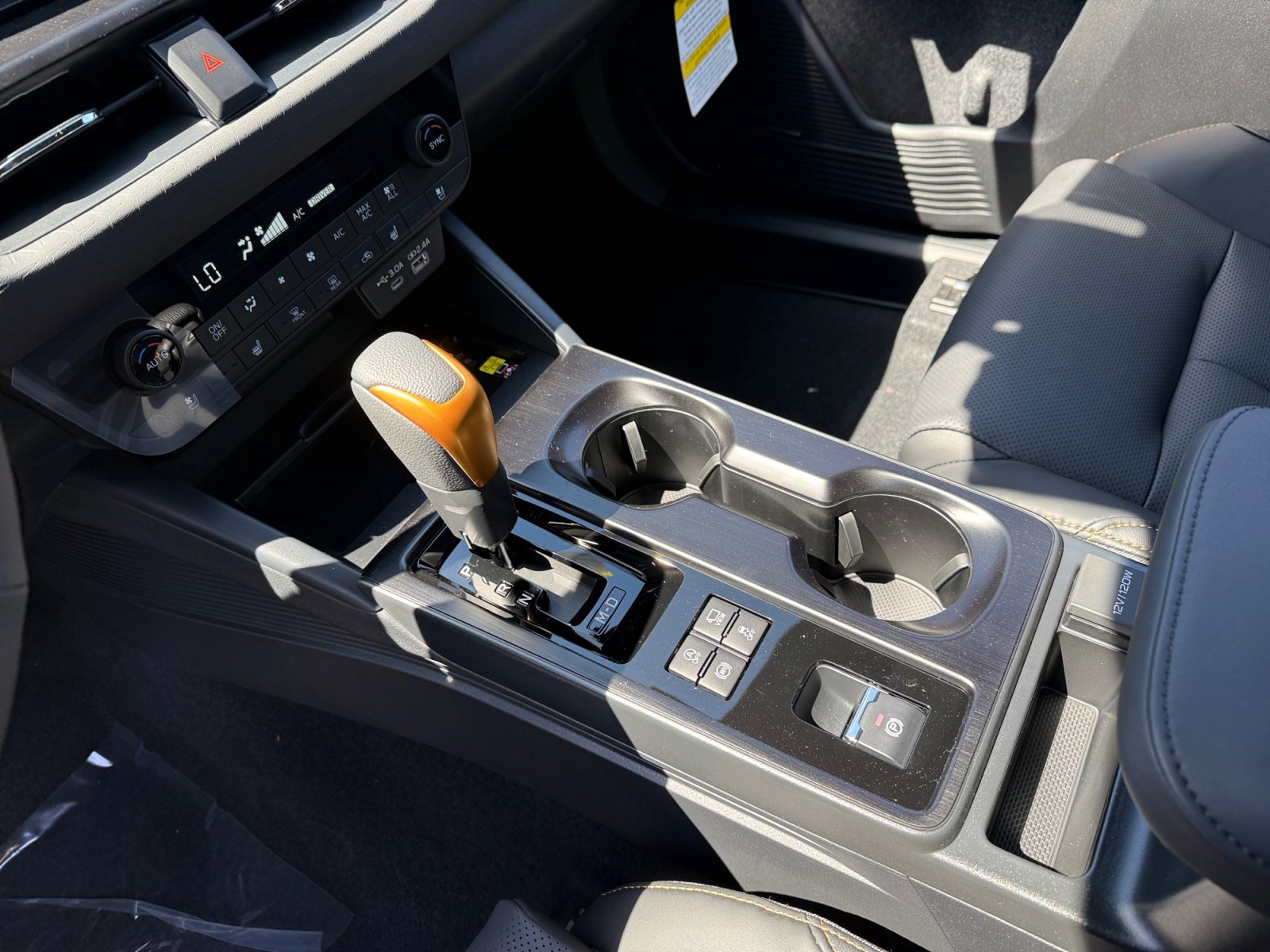 New 2026 ICE SILVER METALLIC Subaru Wilderness image 13