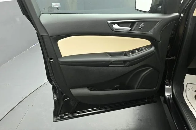 2024 Ford Edge SE - Photo 19
