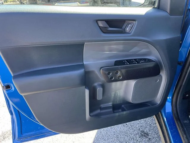 New 2025 Blue Ford XLT image 13