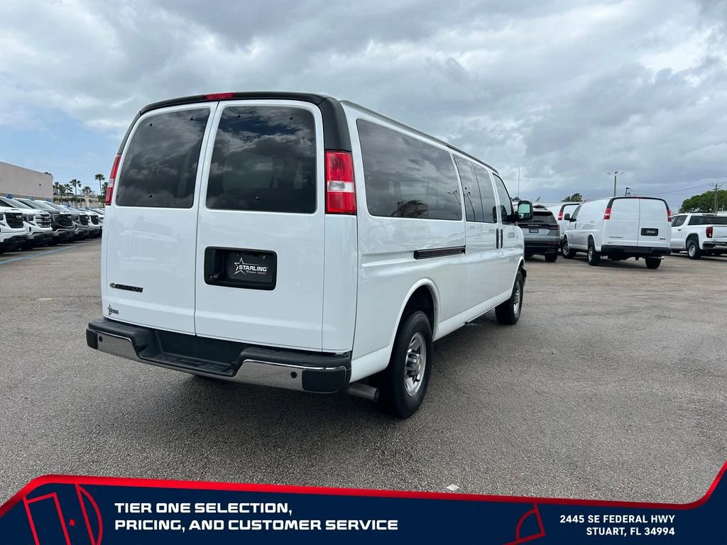 Used 2024 Summit White Chevrolet 1LT image 5