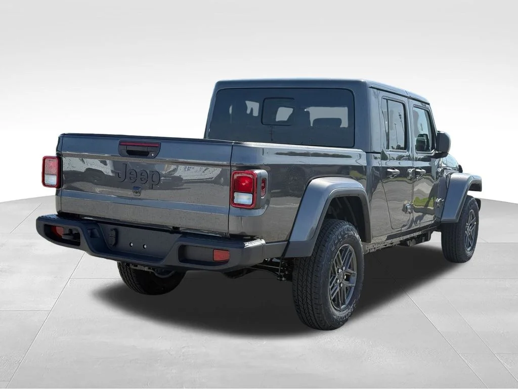 New 2026 Granite Crystal Metallic Clear-Coat Exterior Paint Jeep Sport S image 5