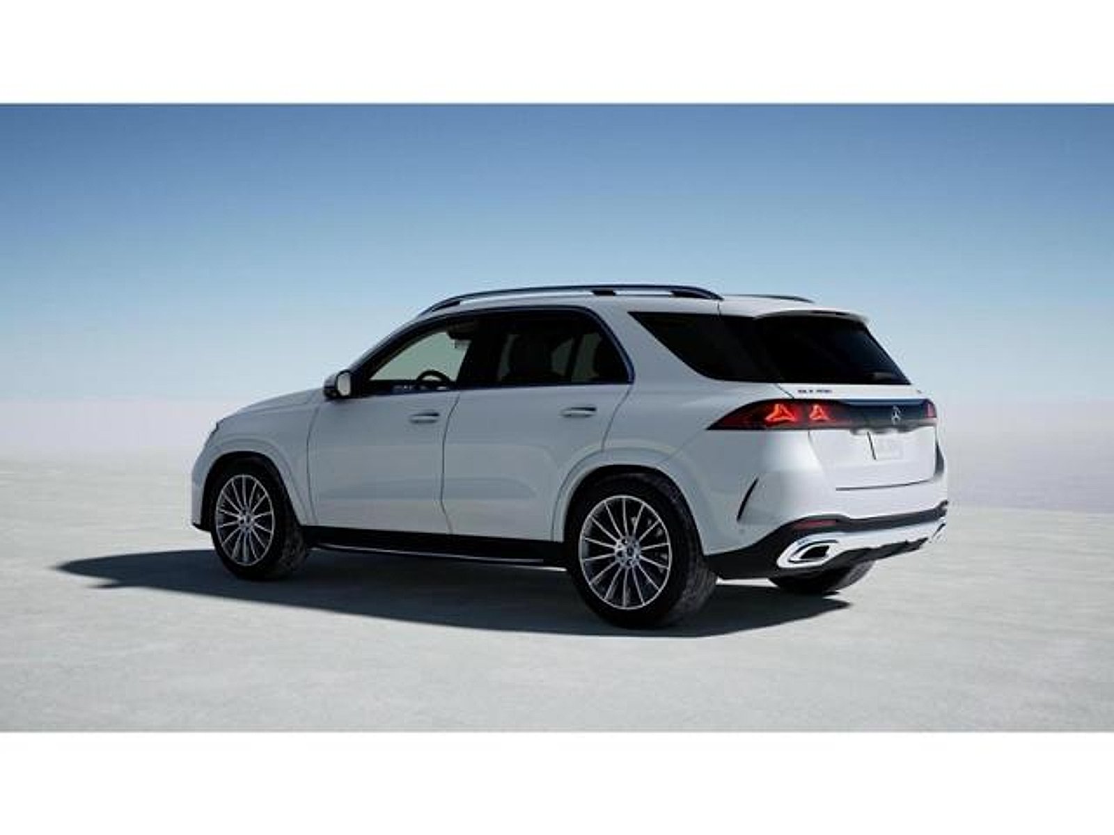 New 2027 MANUFAKTUR Moonlight White Metallic Mercedes-Benz GLE 450 image 29