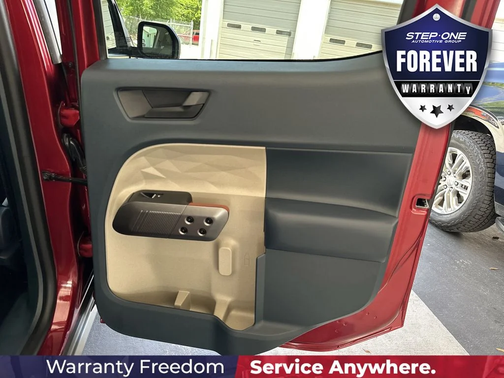 Used 2025 Red Ford Lariat image 32