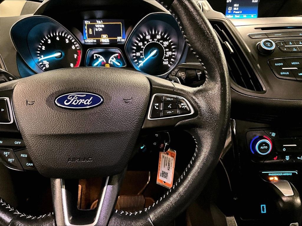 Used 2018 Silver Ford SE image 25