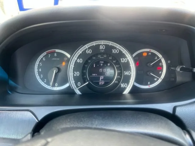 Used 2013 Gray Honda EX image 10