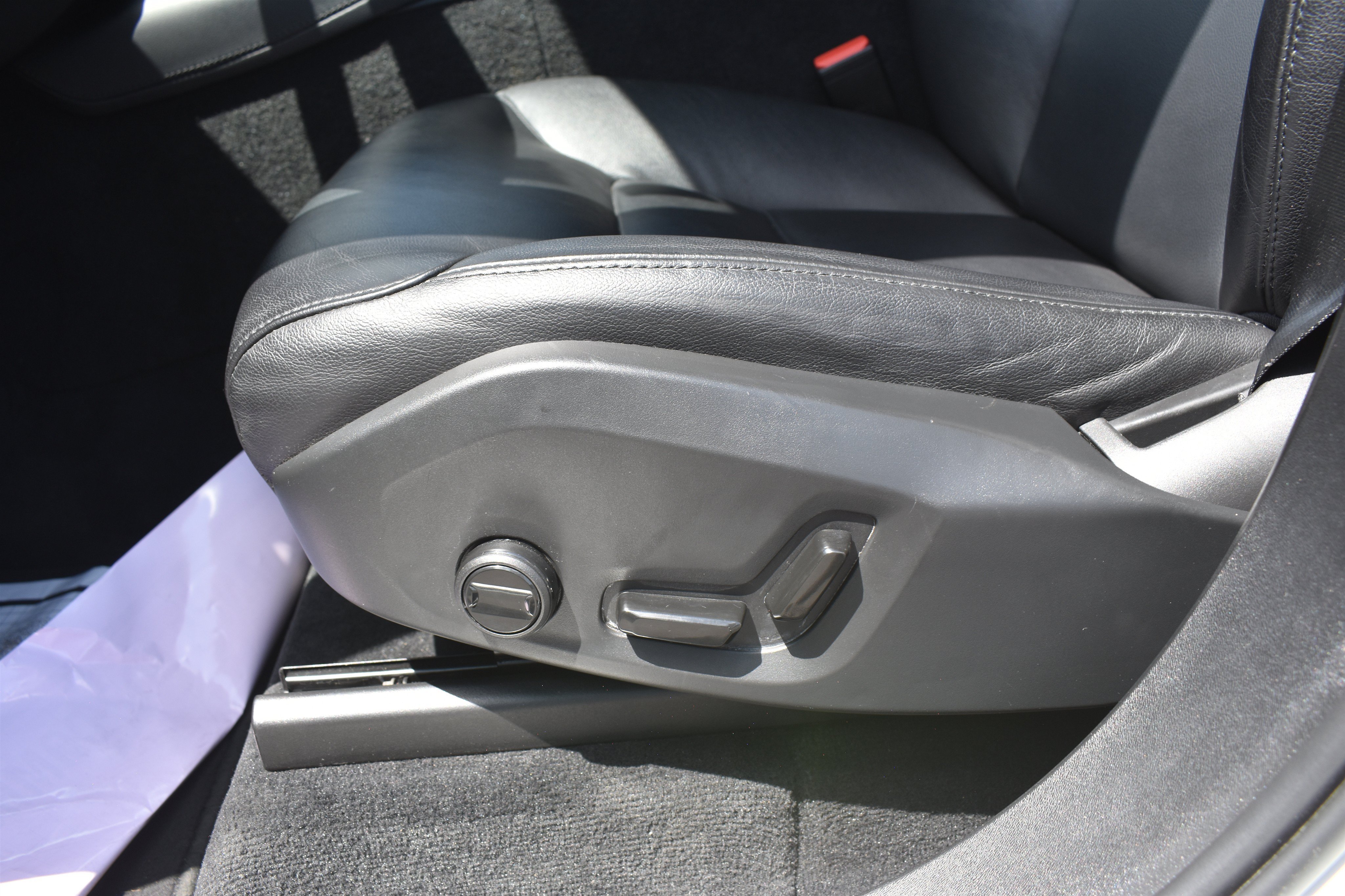 2023 Volvo XC90 Core - Photo 14