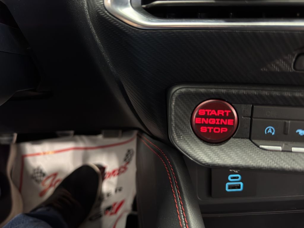 Used 2025 Wimbledon White Ford GT Premium image 29