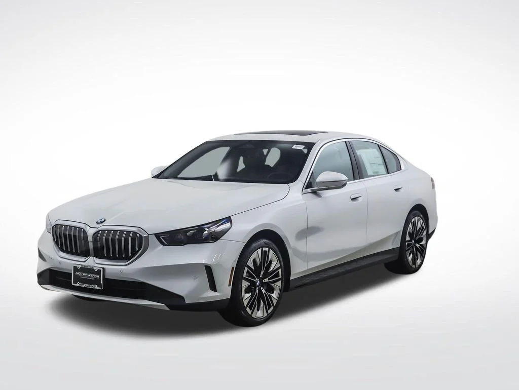 2026 BMW 5 Series 530i xDrive Sedan's photo