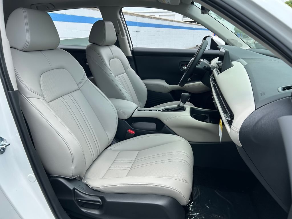 New 2026 Platinum White Pearl Honda EX-L image 24