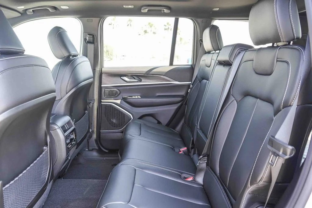 New 2026 Silver Jeep Limited image 19