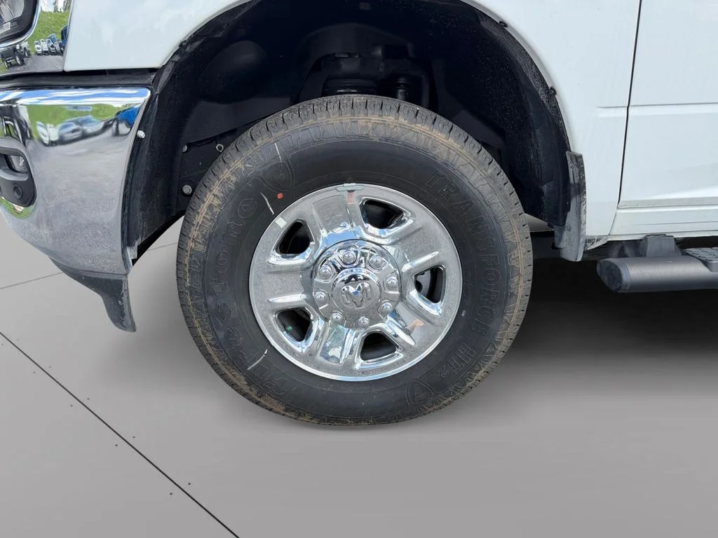 2026 RAM 3500 Tradesman - Photo 9
