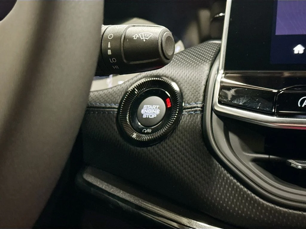 New 2026 Joose (DISC) Jeep Latitude image 36