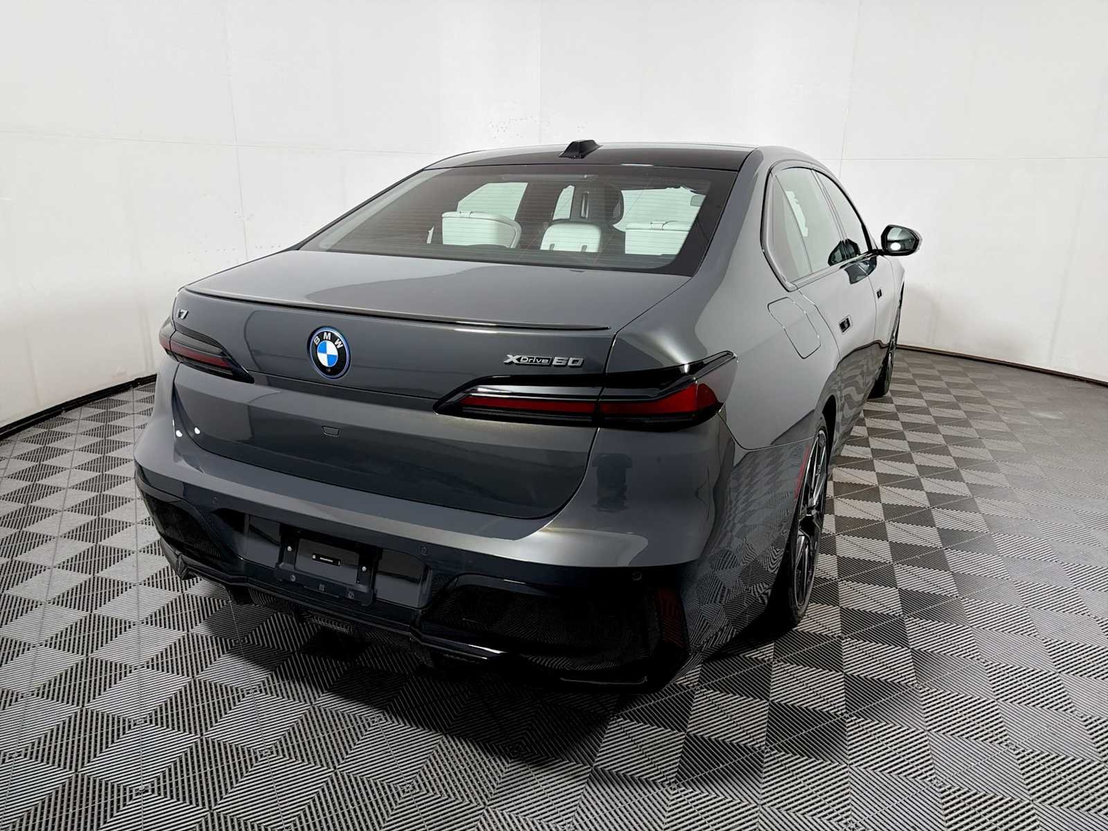 2026 BMW i7 60 - Photo 6
