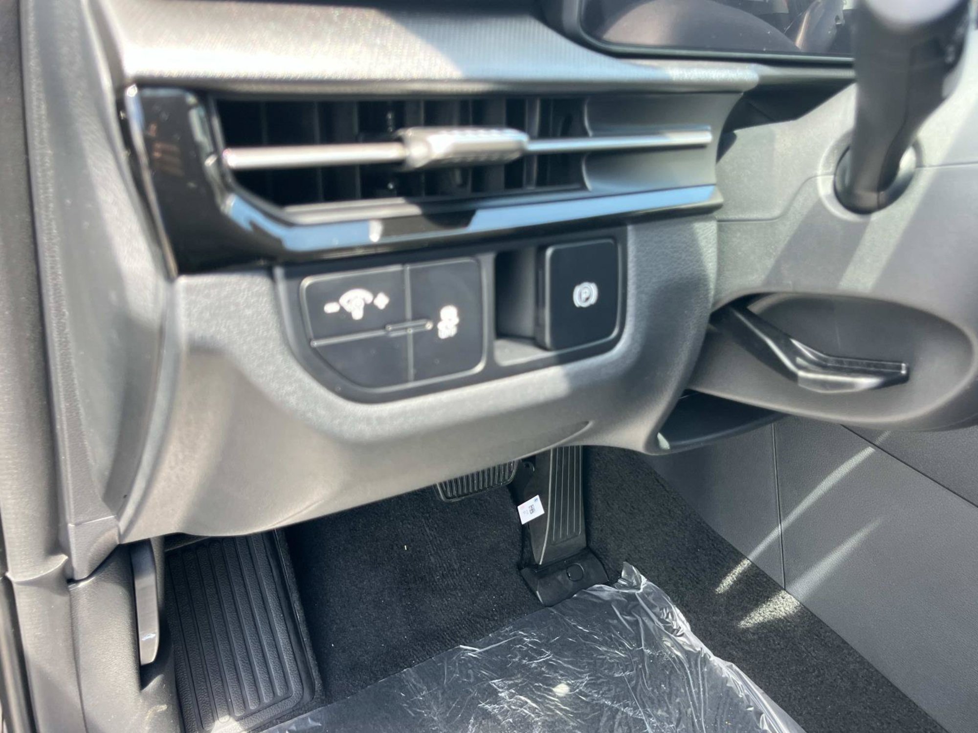New 2026 Ebony Black Kia LX image 20