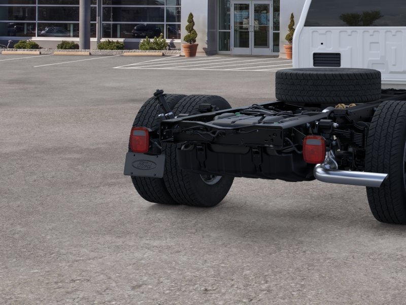 2026 Ford F-600 Super Duty Chassis Cab XL - Photo 21
