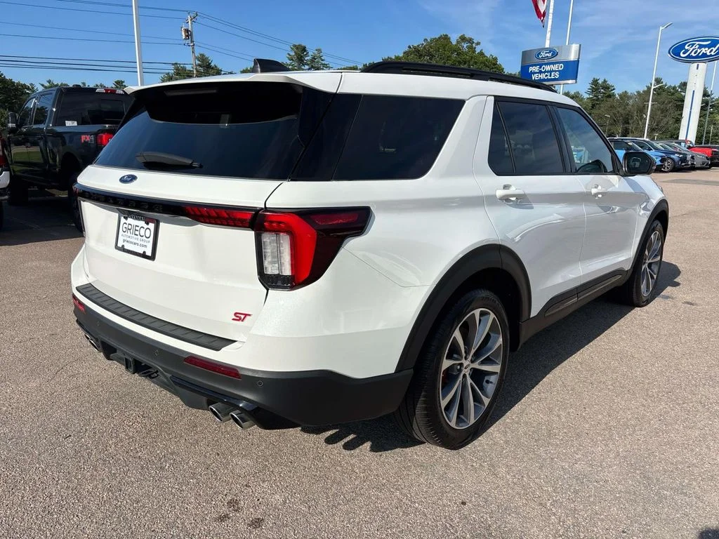 Used 2025 White Metallic Ford ST image 3