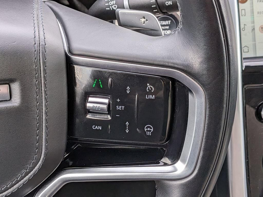 Used 2023  Land Rover SE R-Dynamic image 19