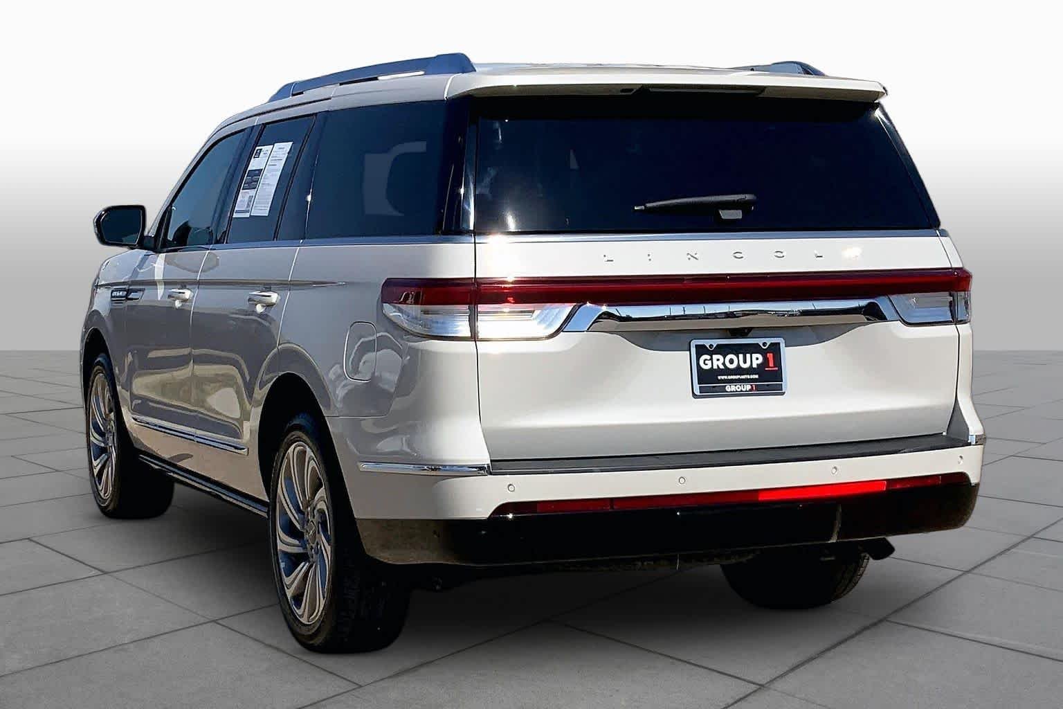Certified Used 2022 Ceramic Pearl Metallic Tri-Coat Lincoln Reserve image 12