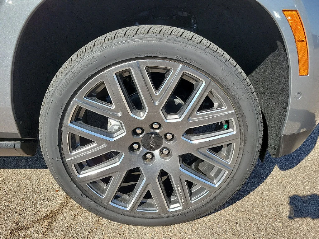 New 2026 Sterling Metallic GMC Denali Ultimate image 14
