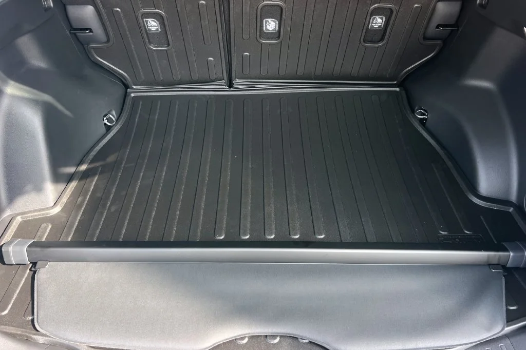 New 2026  Toyota XLE Premium image 17