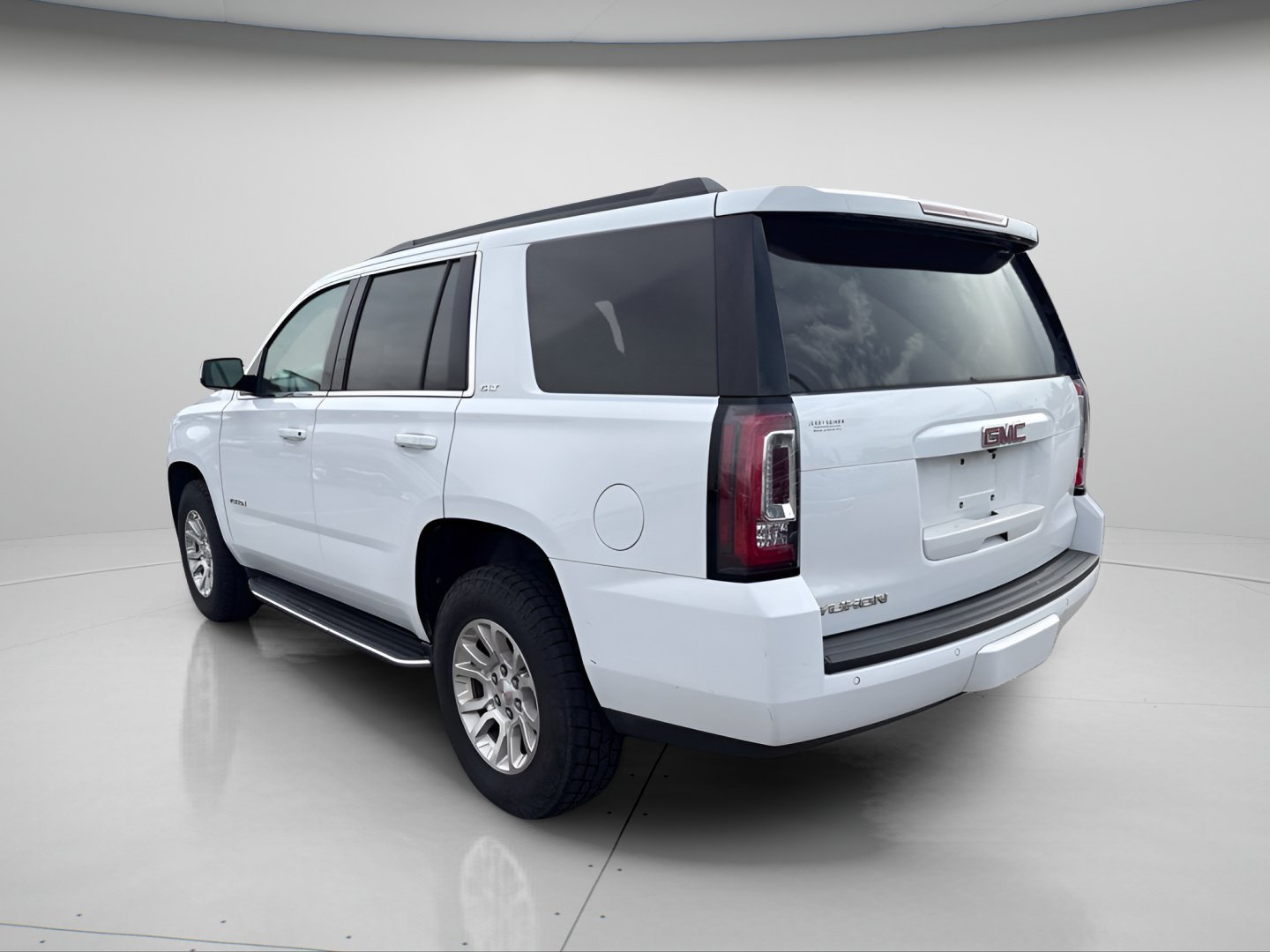 Used 2019 Summit White GMC SLT image 10