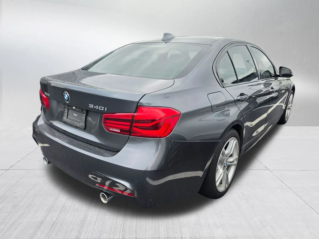 Used 2018 Gray BMW 340i xDrive image 20