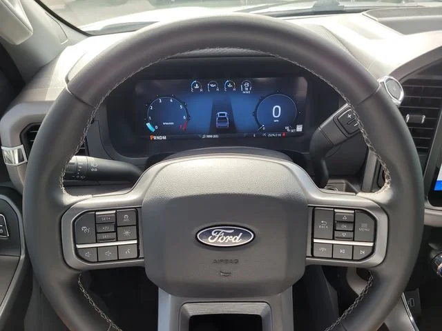 Used 2024 Silver Ford XLT image 30