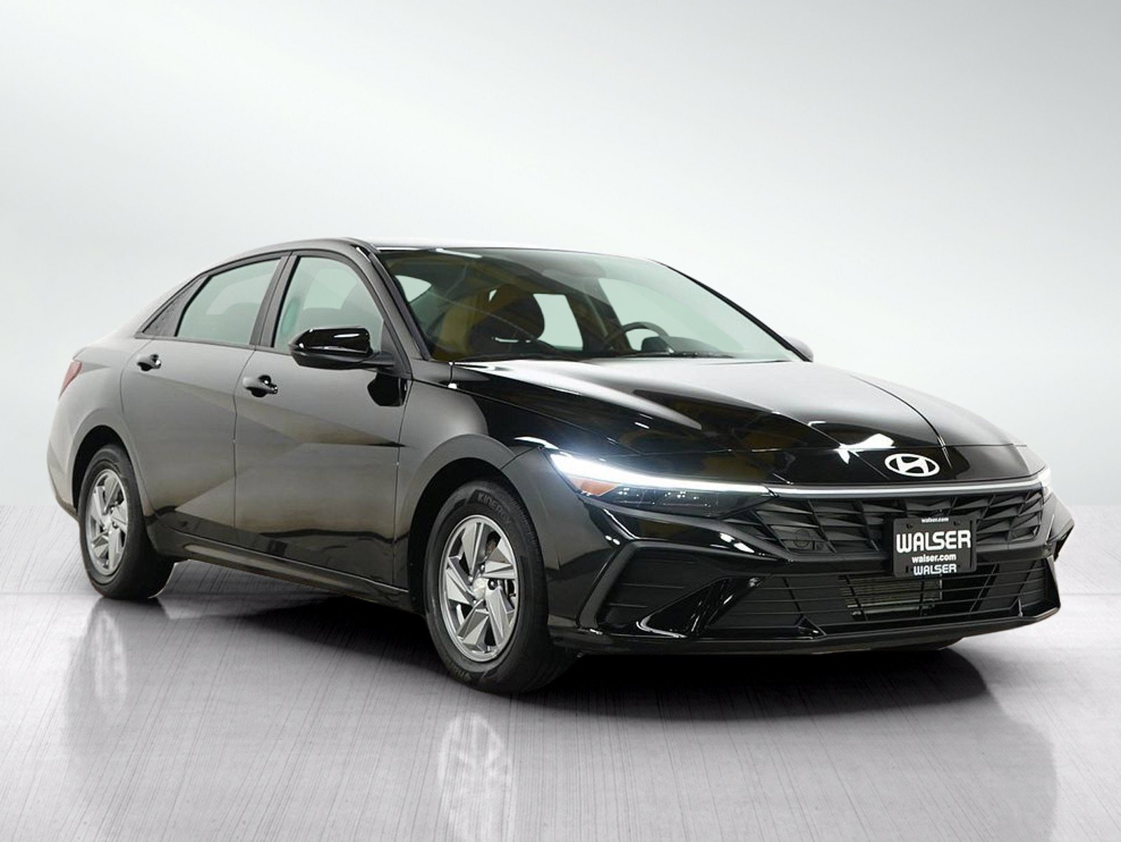 Used 2024 Abyss Black Hyundai SE IVT image 7