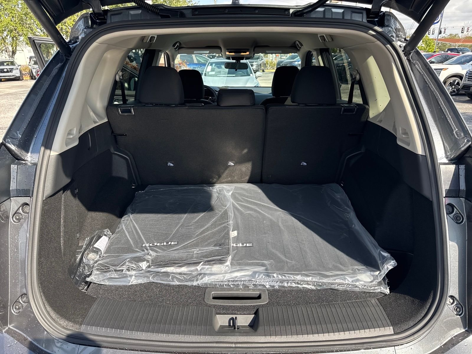 New 2026 Nissan Rogue SV 4D Sport Utility