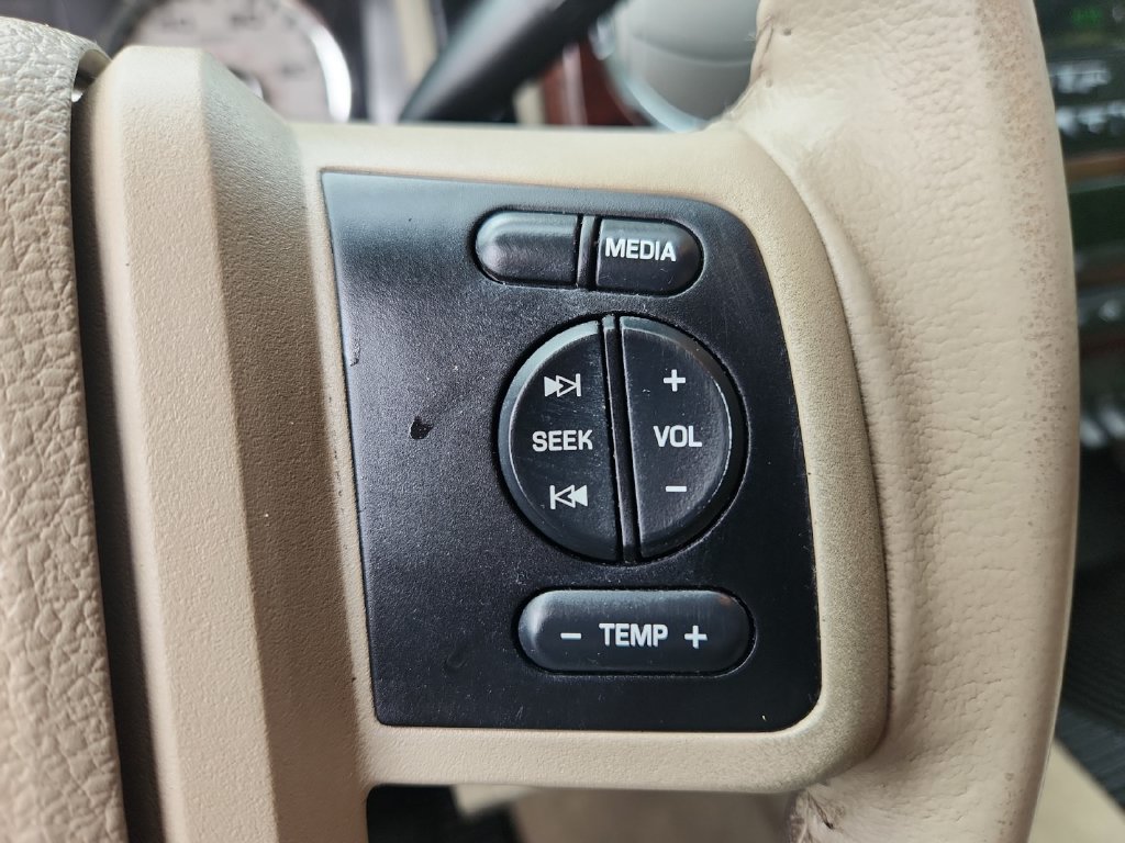 Used 2008  Ford XL image 19