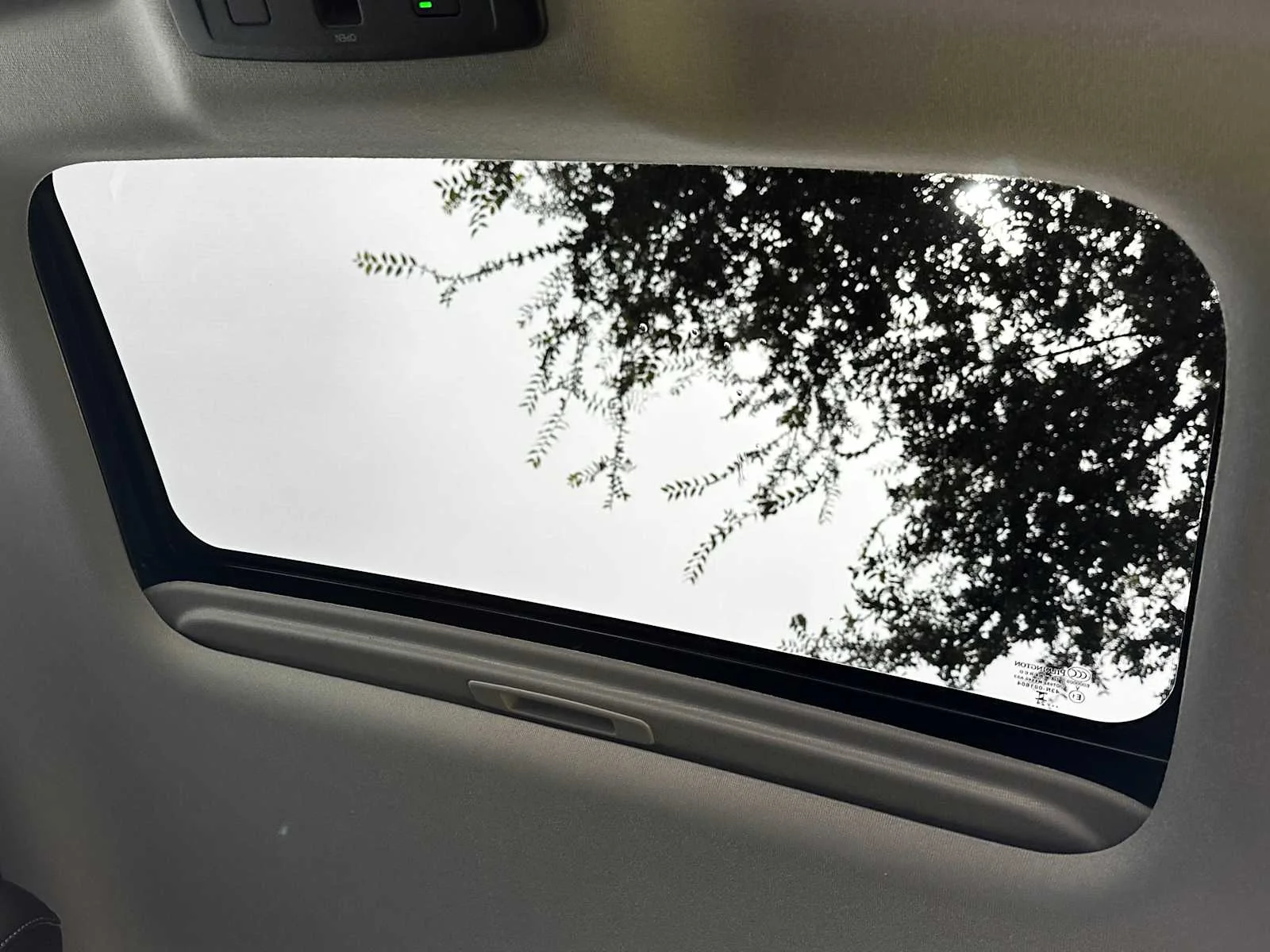 Used 2025  Nissan SR image 14