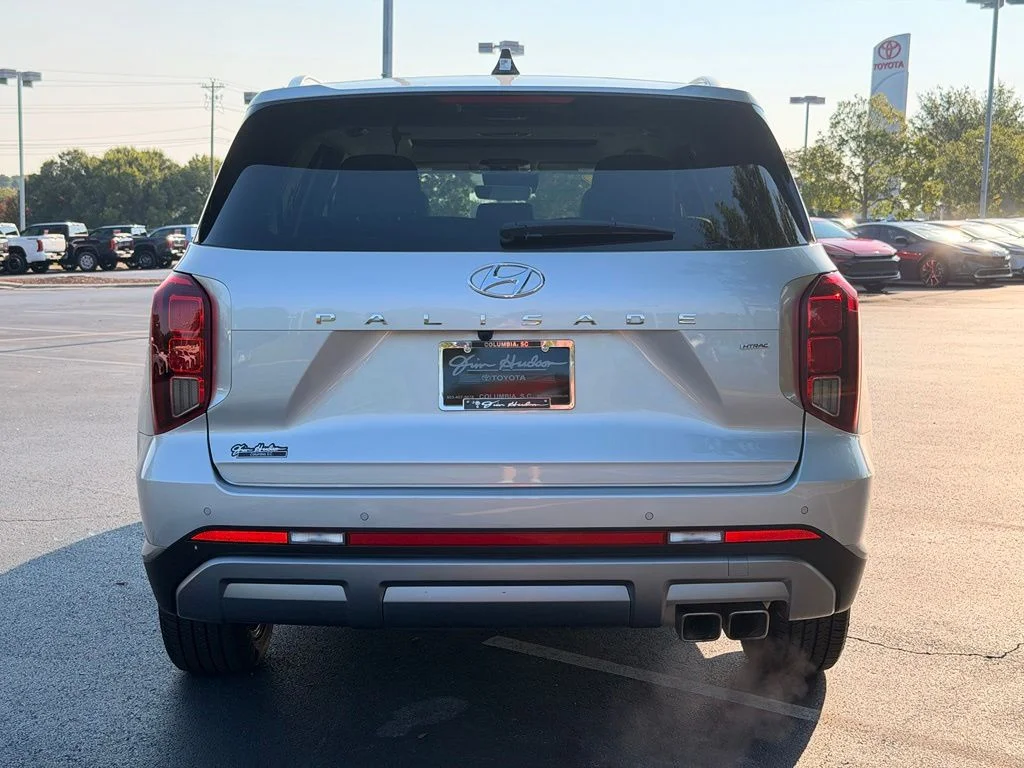 Used 2024 Silver Hyundai SEL image 13