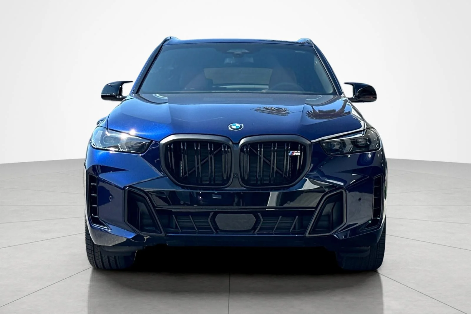 2026 BMW X5 M60i - Photo 8